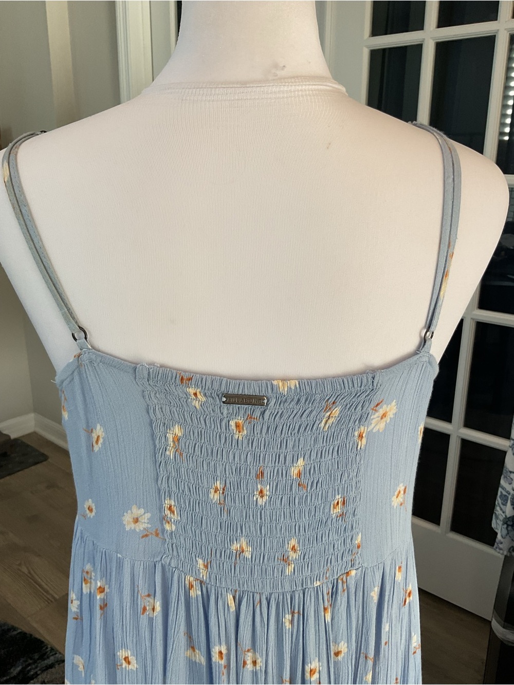 Billabong Blue Daisy Floral Button Front Midi Dress Smocked Back Size M - Picture 7 of 14